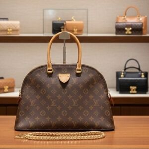 Louis Vuitton Monogram LV Moon Alma